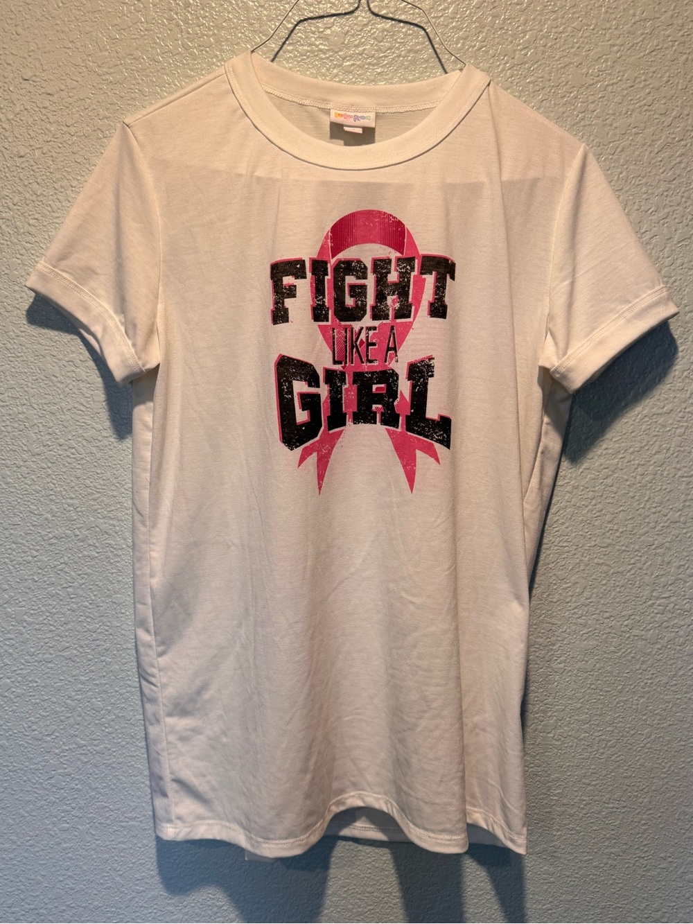 NWOT Fight Like a Girl breast cancer pink Ribbon Graphic Tee women medium